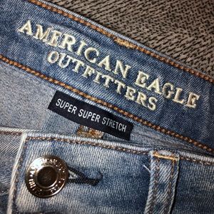 High-Waisted Shortie (American Eagle)